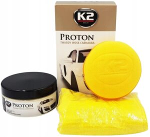 Zestaw wosku K2 Gold Proton z aplikatorem i mikrofibrą do pielęgnacji lakieru.